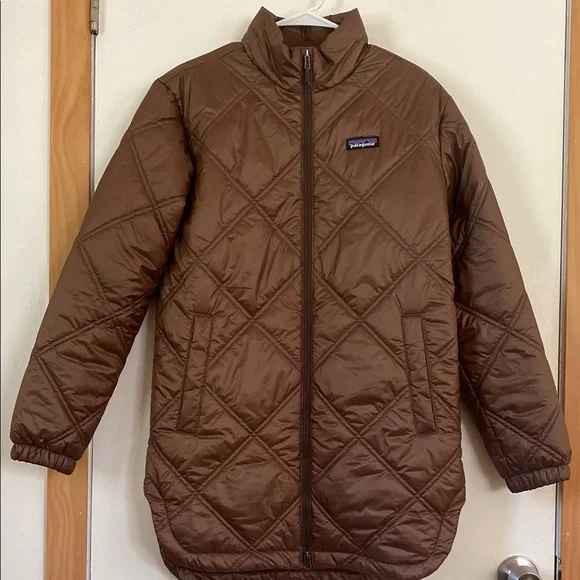 Patagonia Women’s Pine Bank Insulated Parka - Picture 4 of 11